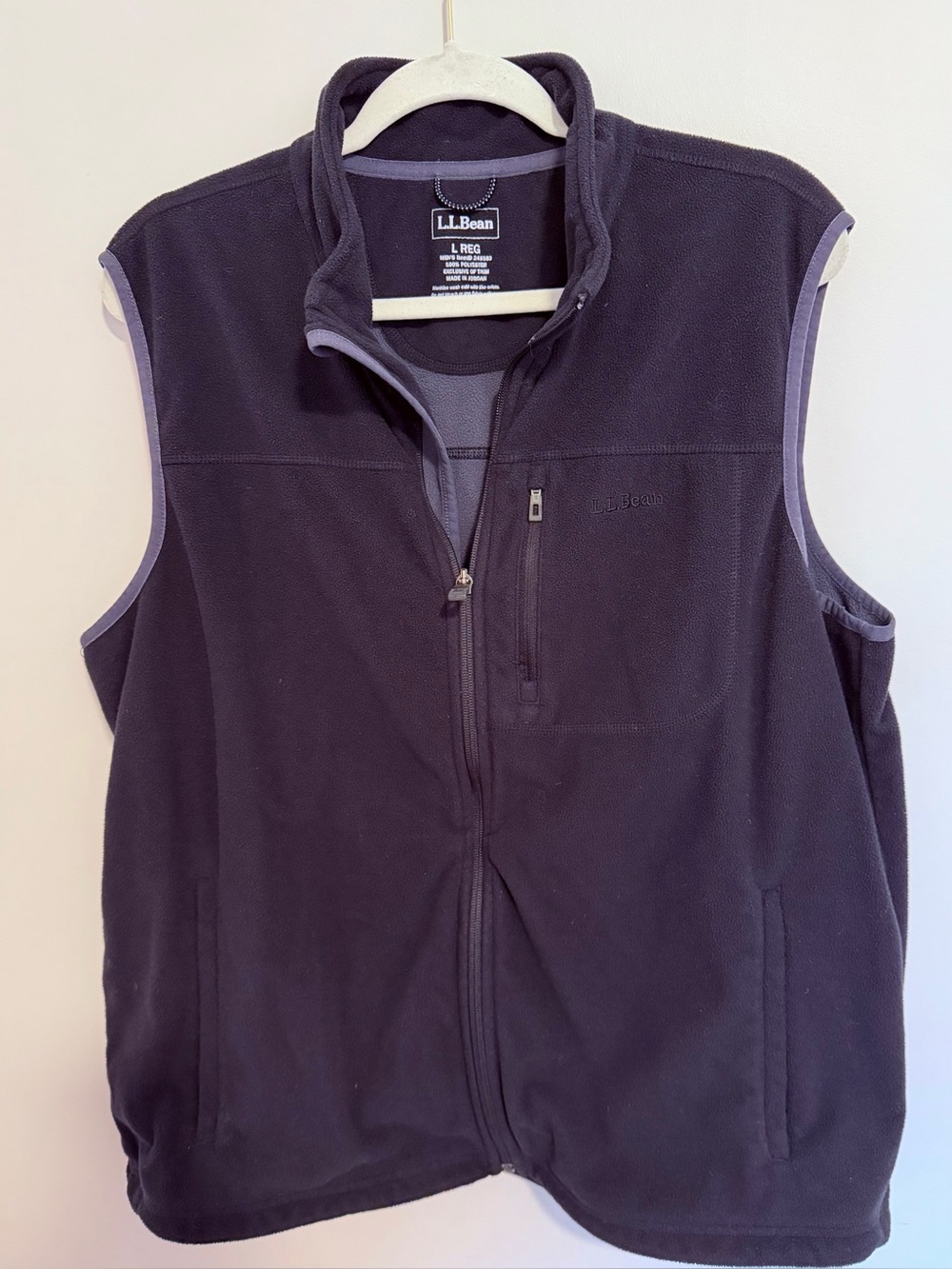 L.L. Bean Men's Navy Zip-Up Fleece Vest